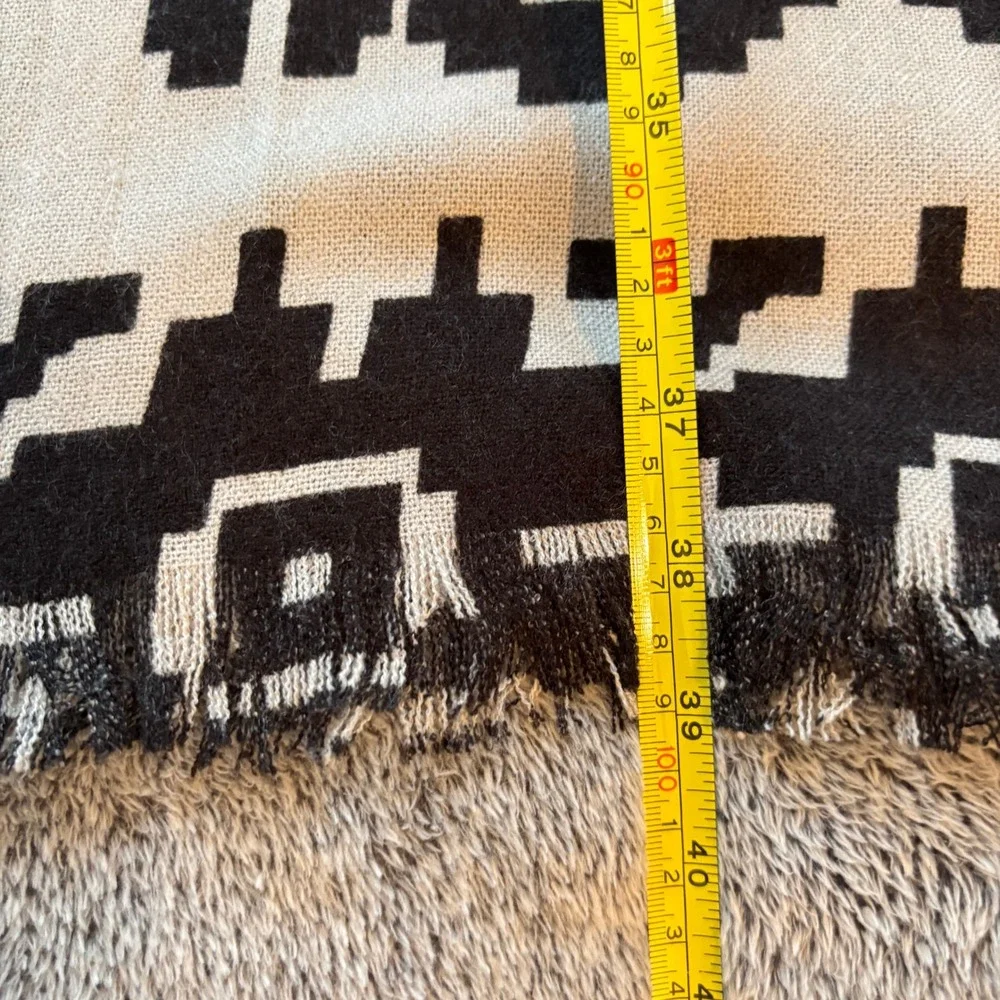 Michael Stars Geometric Tribal‎ Fringe Oversized Scarf Wrap Festival Boho 20077